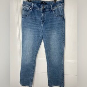 Hudson NWT Mid rise Straight Stretch Blue Denim Jeans with Pockets